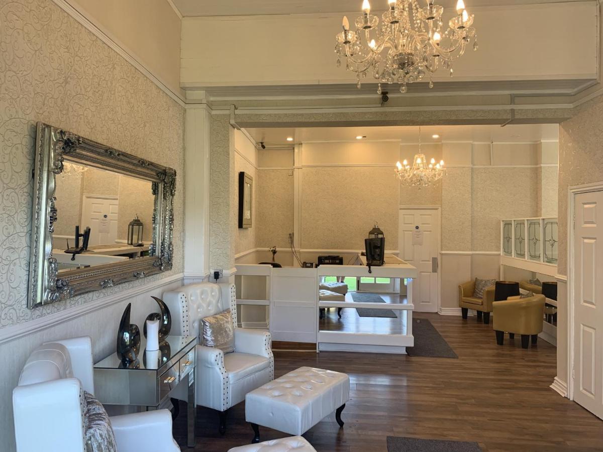 Regent Hotel Bootle  Bagian luar foto